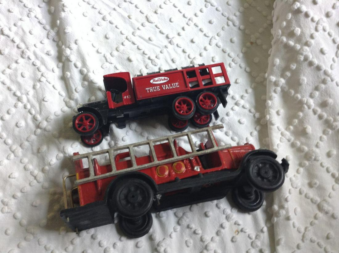 cast iron fire truck and die cast truck: cast iron fire truck and die cast truck