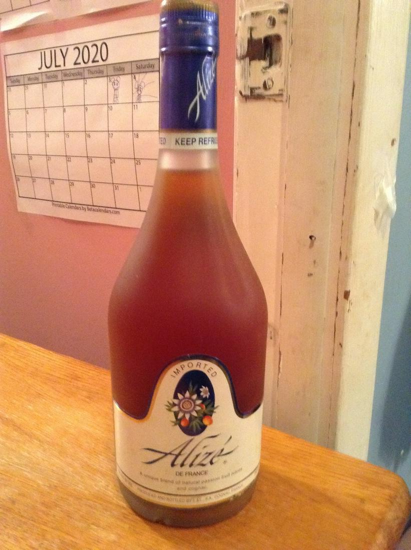 1950s alize de france 750ml: Any contents in bottle is Free; You are bidding on the bottle & unbroken tax stamp