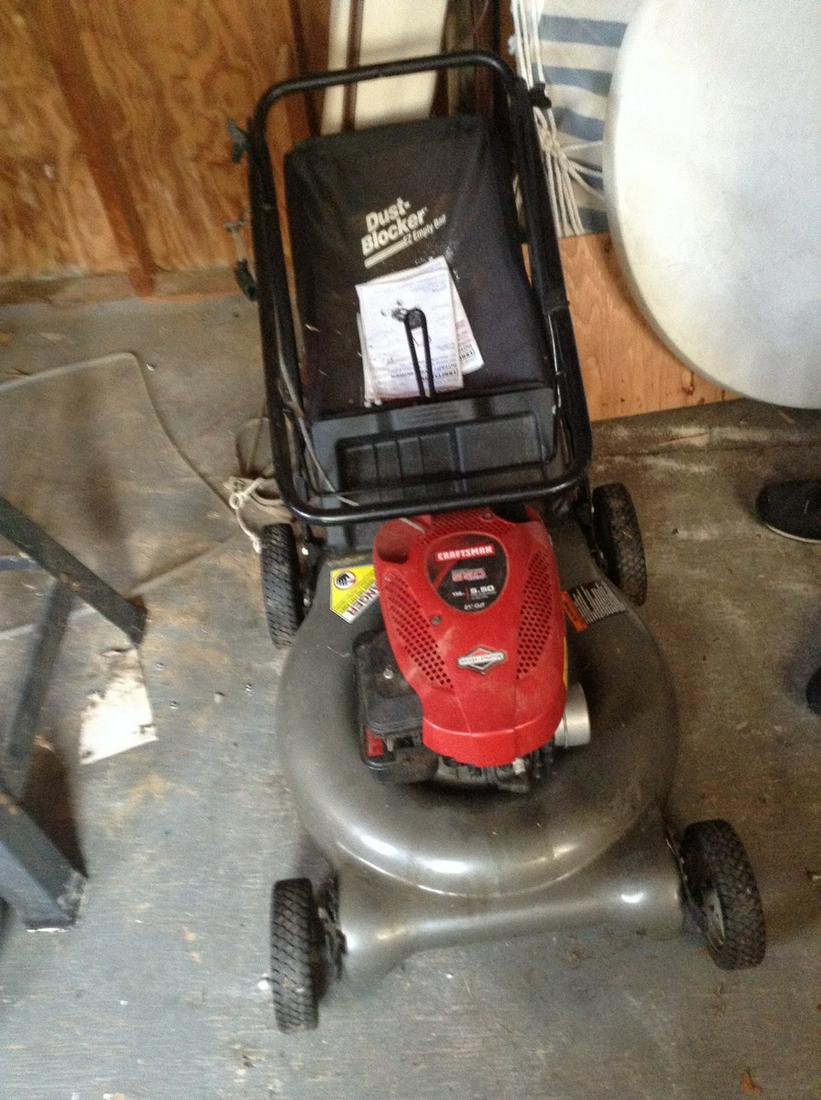 craftsman 5.5 horsepower lawnmower (1 of 1)