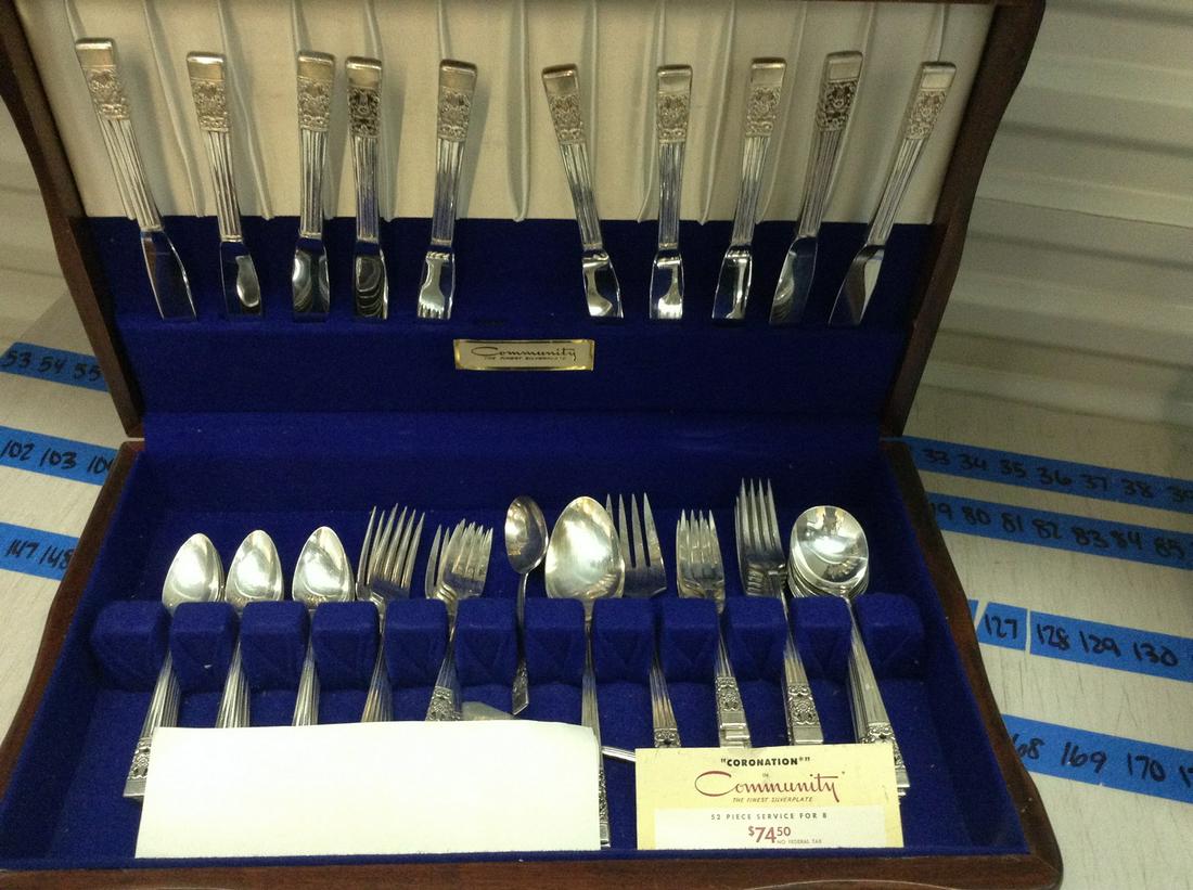 coronation community finest silverplate set with (1 of 1)