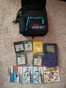 Nintendo Gameboy Color with games and carrying case -: Nintendo Gameboy Color with games and carrying case - untested