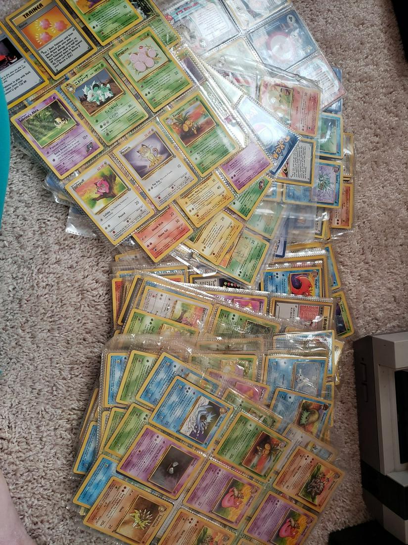 Huge Lot Of Pokemon Cards