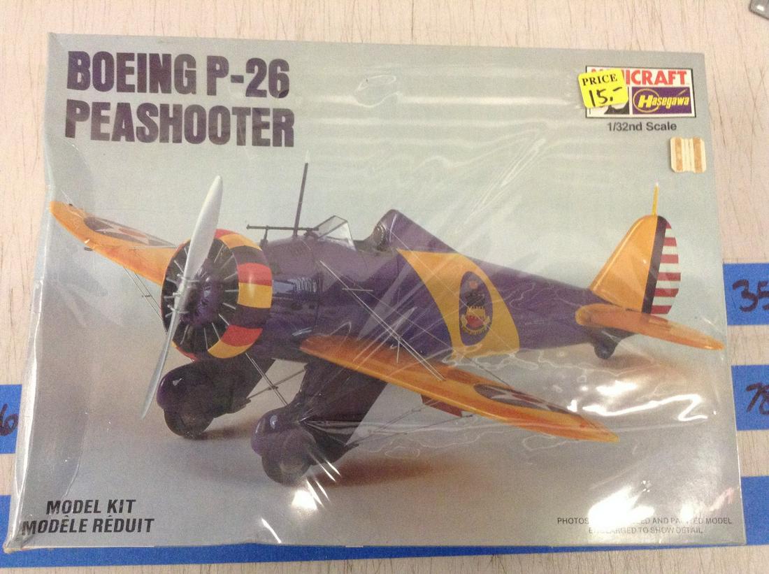 Minicraft Boeing P-26 Peashooter Sealed: Minicraft Boeing P-26 Peashooter Sealed