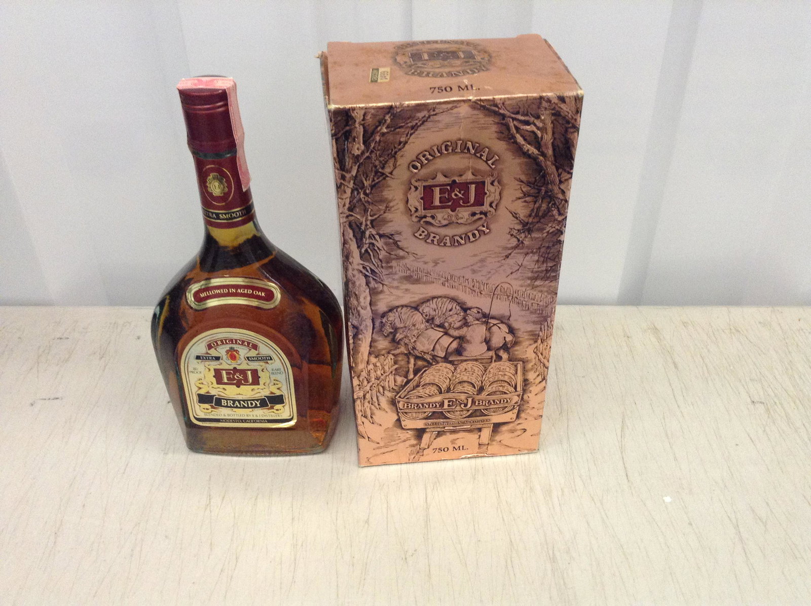E&J Original Brandy 750 ML With Box(G): Any contents in bottle is Free; You are bidding on the bottle & unbroken tax stamp
