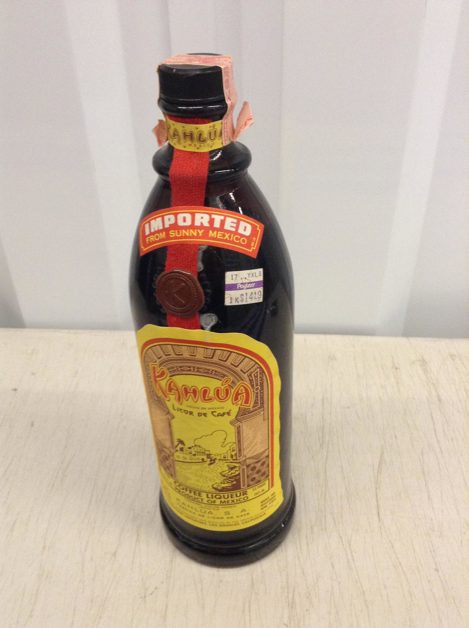 Kahlua Coffee Liqueur 1 Liter: Any contents in bottle is Free; You are bidding on the bottle & unbroken tax stamp