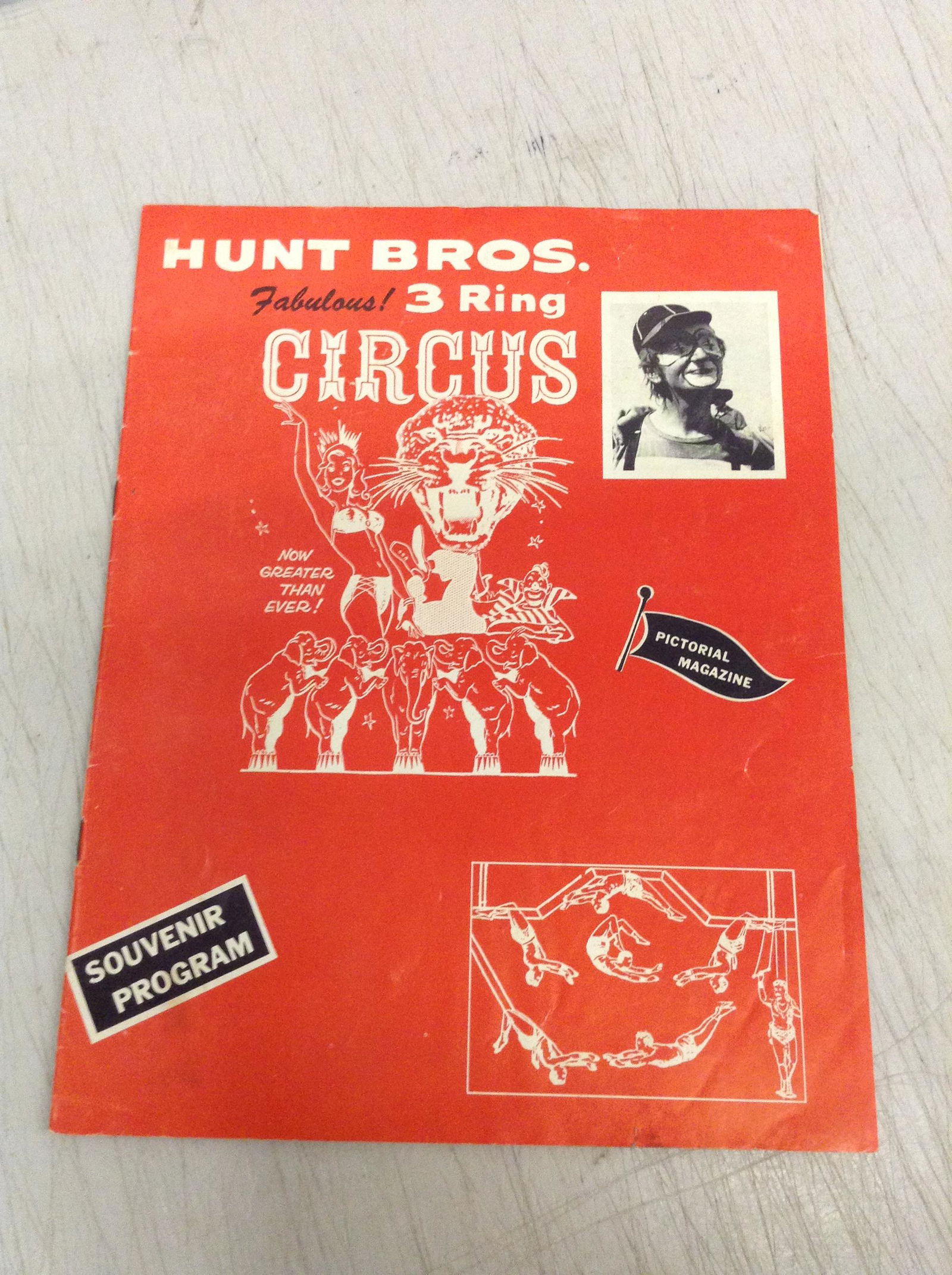 Hunt Bros 3 Ring Circus Souvenir Program (1 of 1)