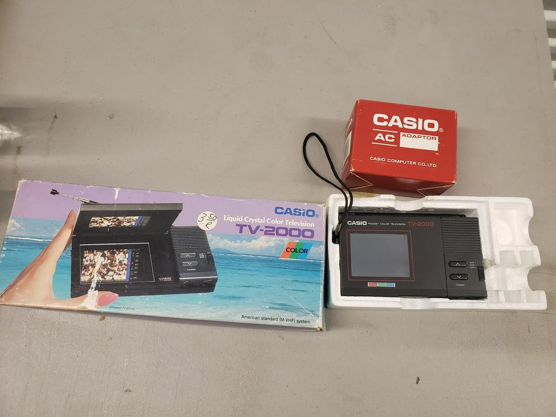 Casio Liquid Crystal Color Television TV-2000 (1 of 1)