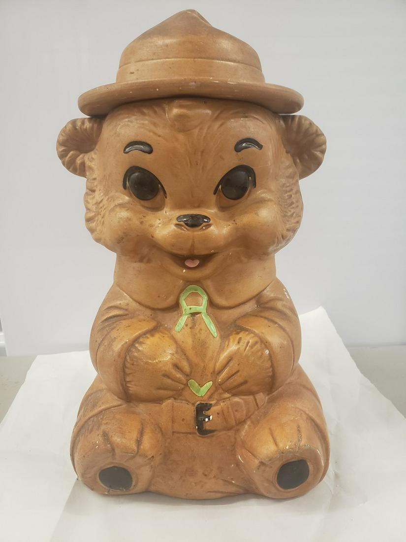 1960年代　スモーキーザベアー クッキージャー cookie jar Vintage Cookie Jar Twin Winton Smokey The Bear US Badge