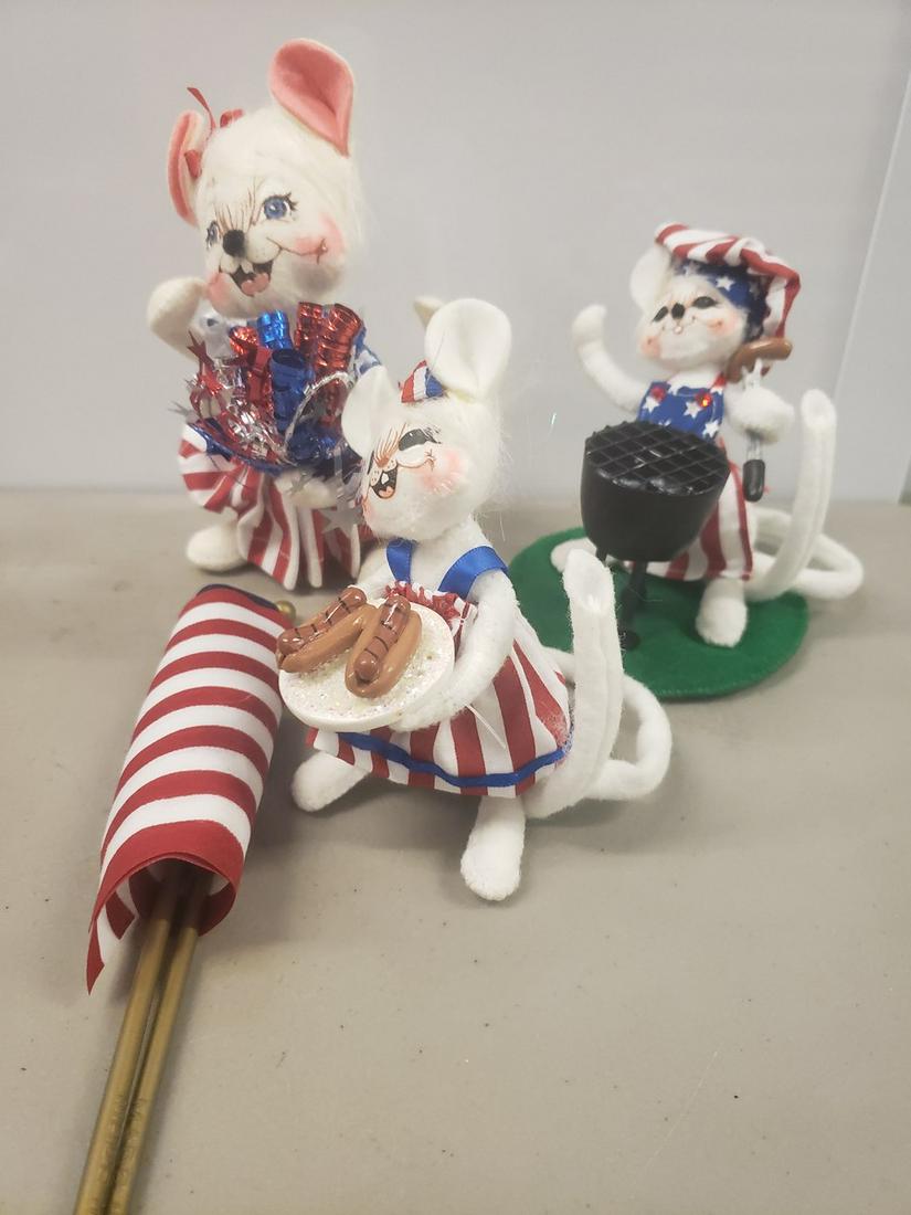 Lot of three annalee dolls (1 of 1)