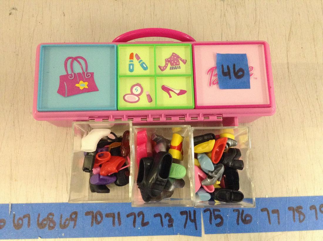 Barbie Accessories Case With Large Amount Of Shoes (1 of 1)