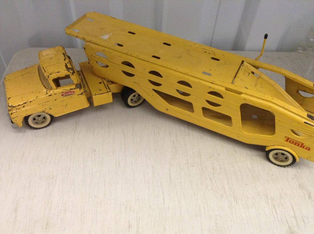 Vintage Tonka Truck: Vintage Tonka Truck