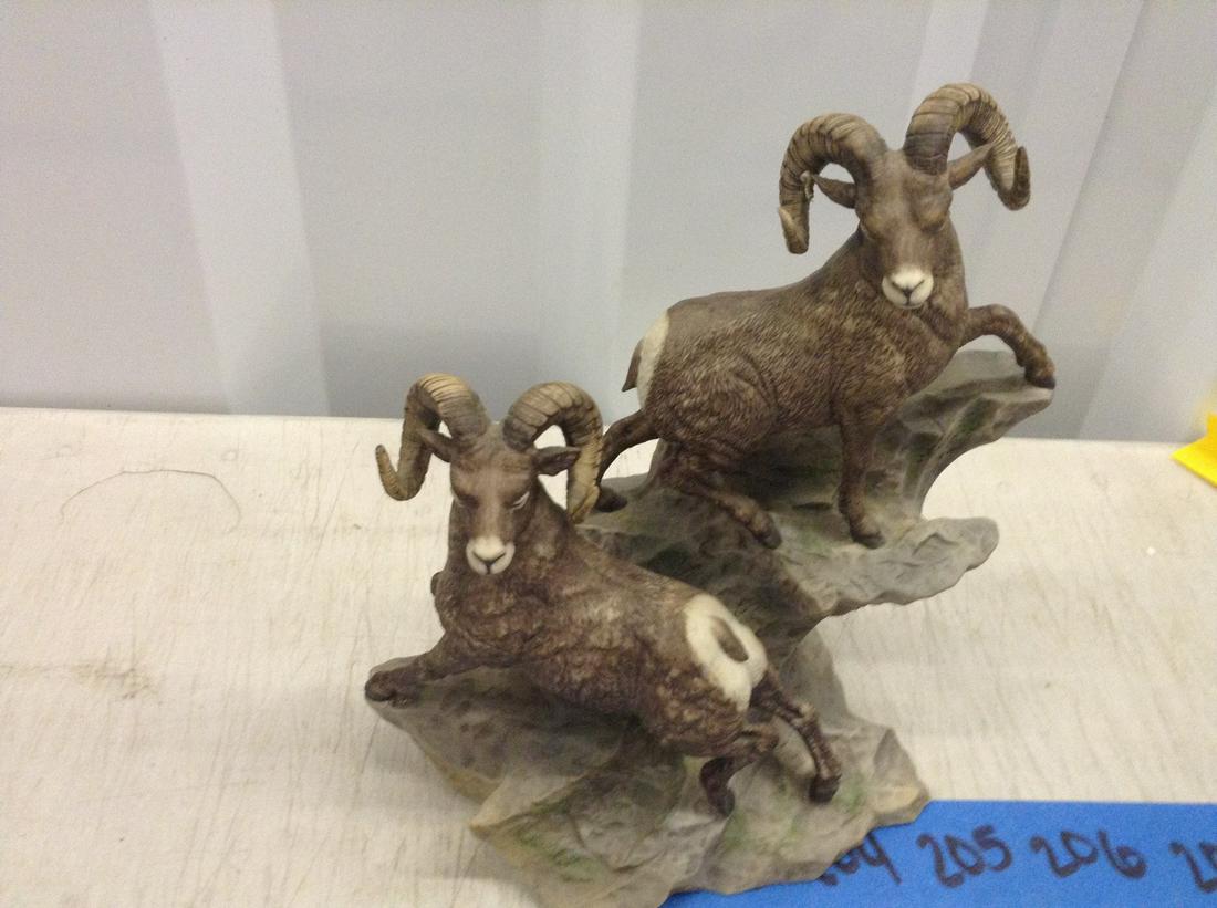Wildlife Of The 7 Continents Bighorn Sheep Lenox Statue (1 of 1)