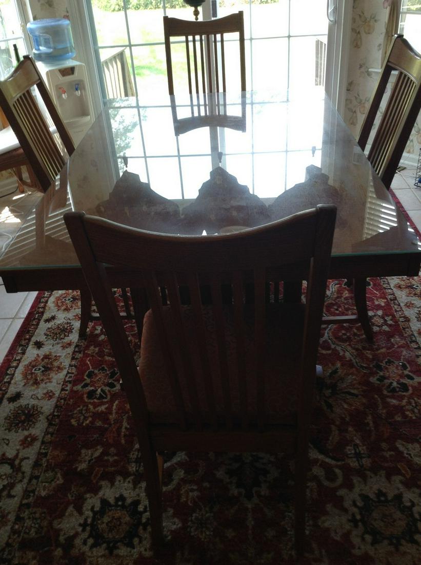 wooden dining room table 6 chairs with leaf 64x42 (1 of 1)