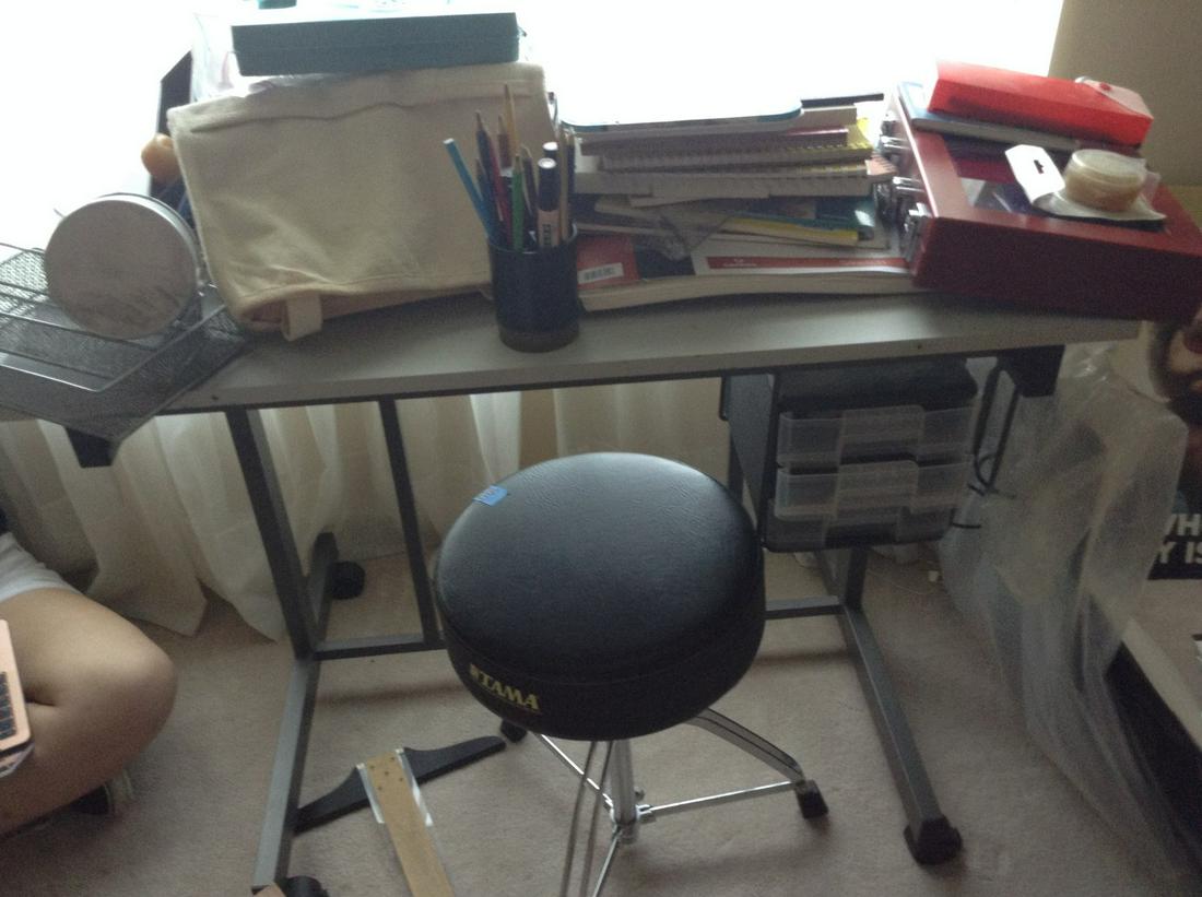 drawing desk: drawing desk