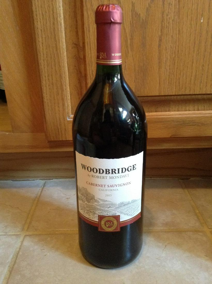 woodbridge cabernet sauvignon: Any contents in bottle is Free; You are bidding on the bottle & unbroken tax stamp