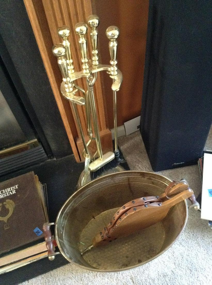 fireplace tools and bucket (1 of 1)