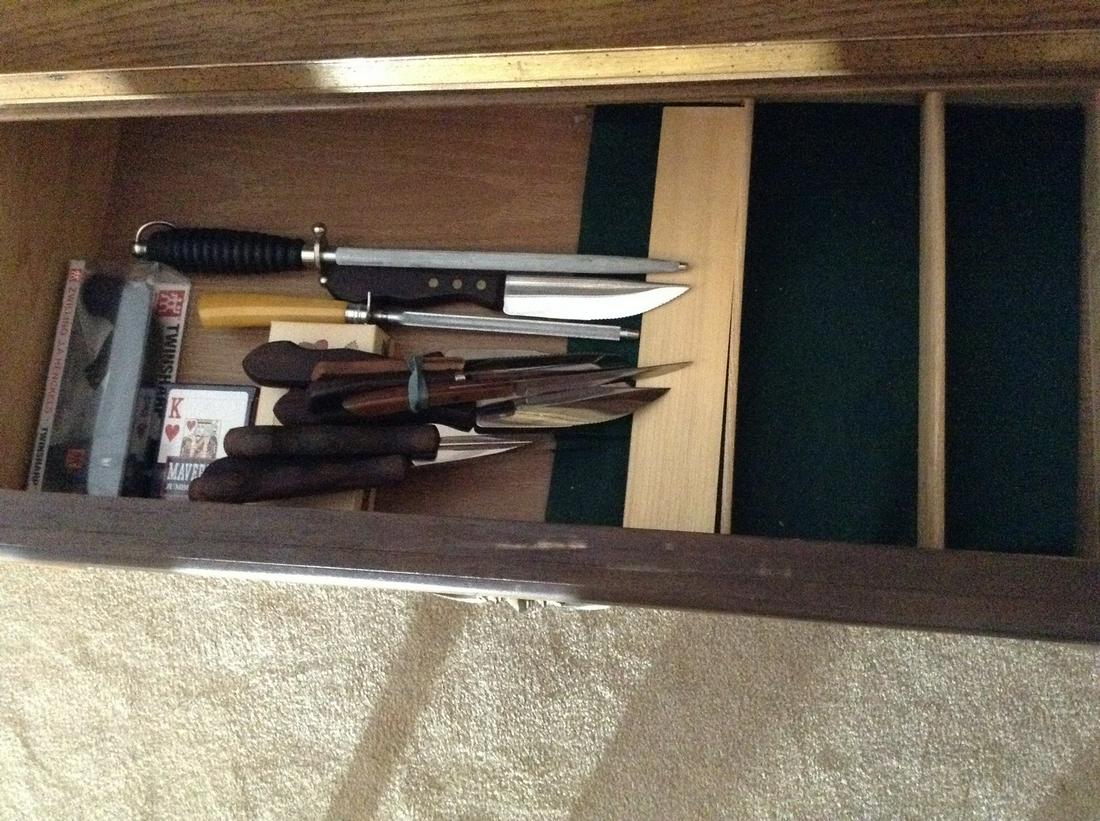 vintage knives, knife sharpeners and more (1 of 1)