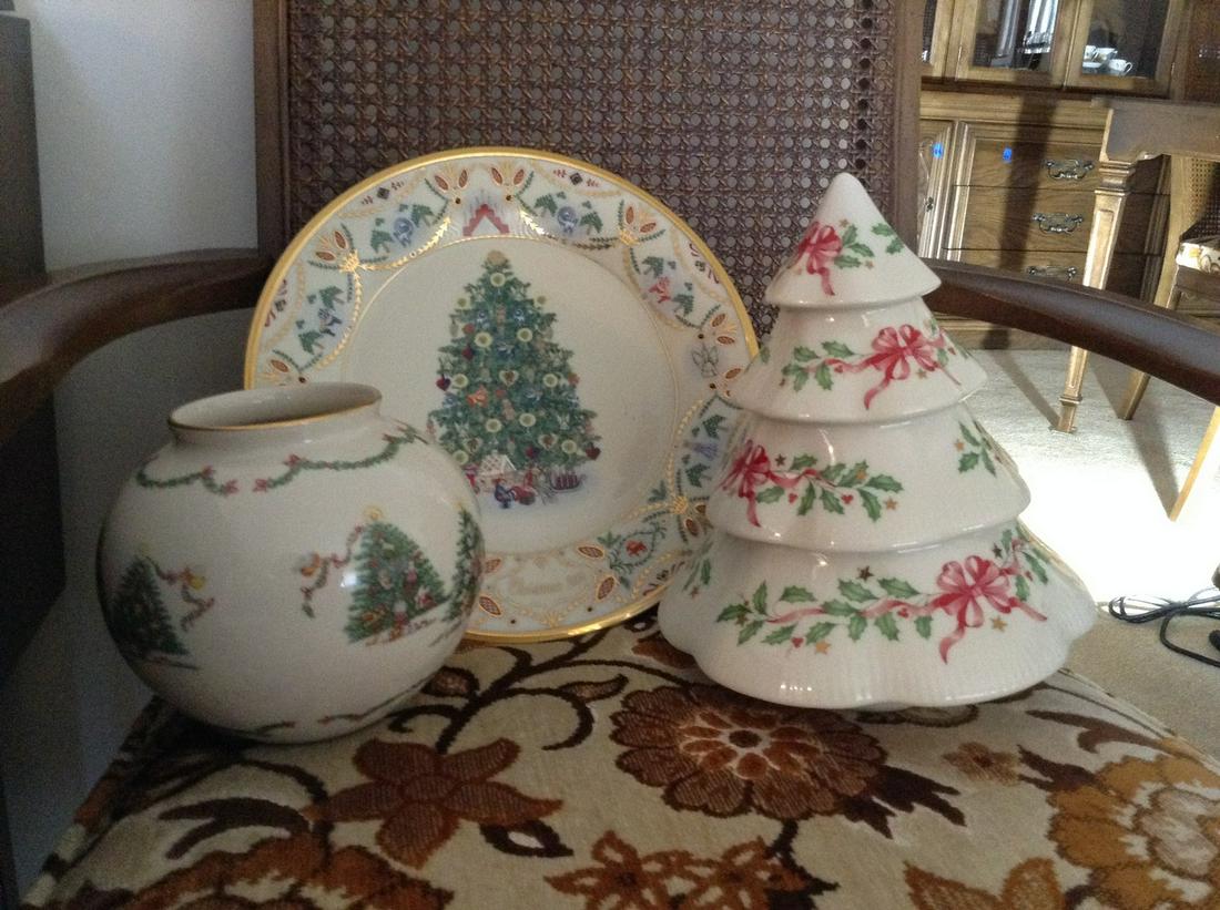 group of lenox christmas items (1 of 1)