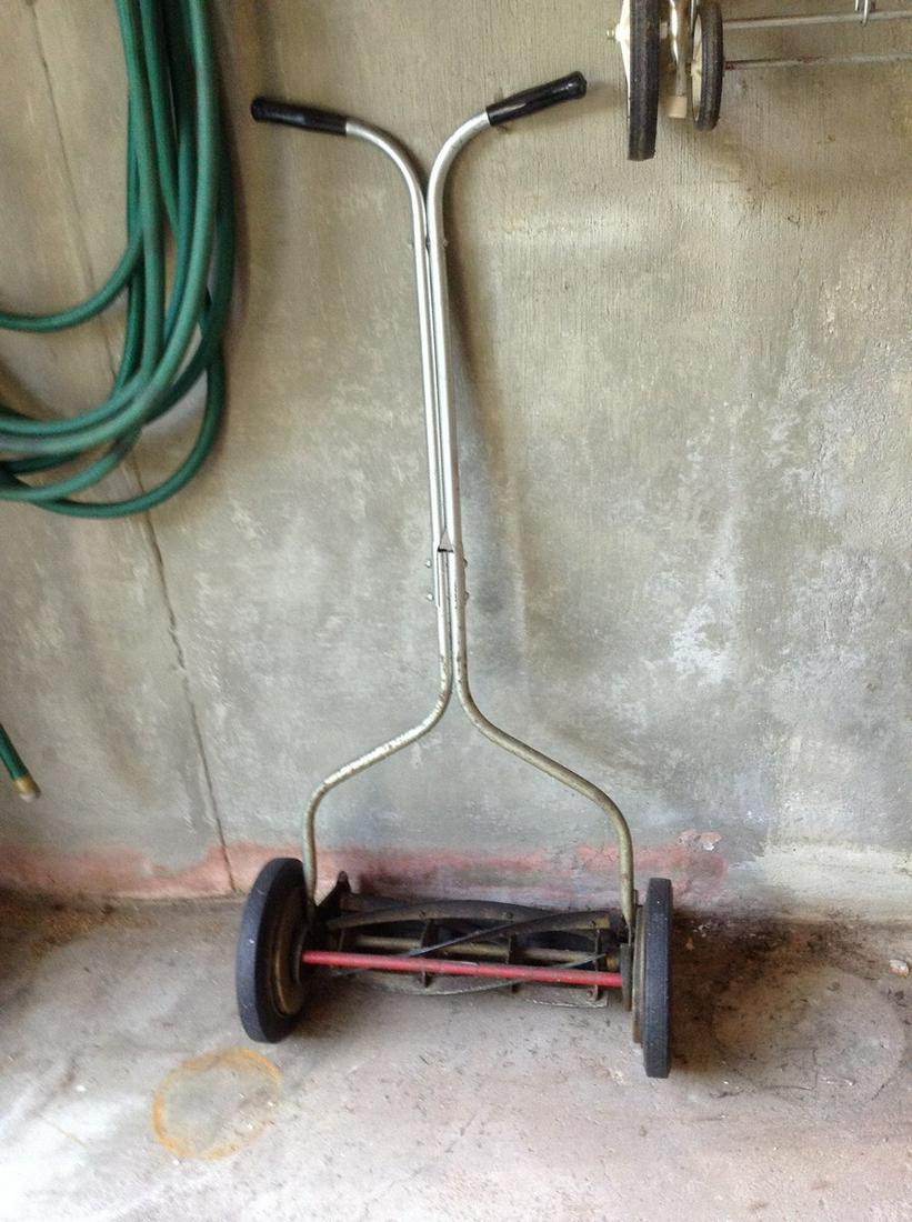 vintage push mower (1 of 1)