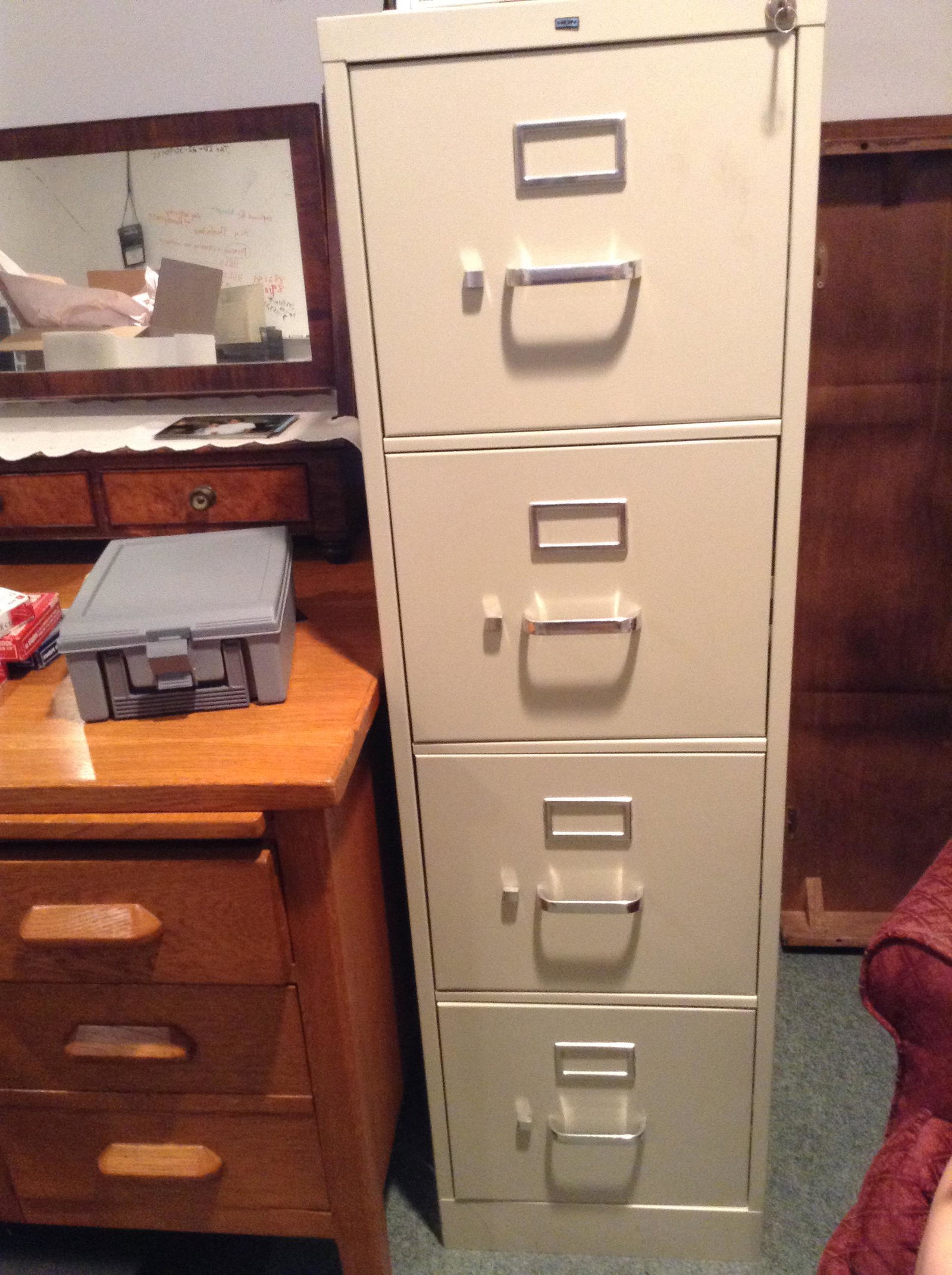 metal four drawer file cabinet 52x50: metal four drawer file cabinet 52x50