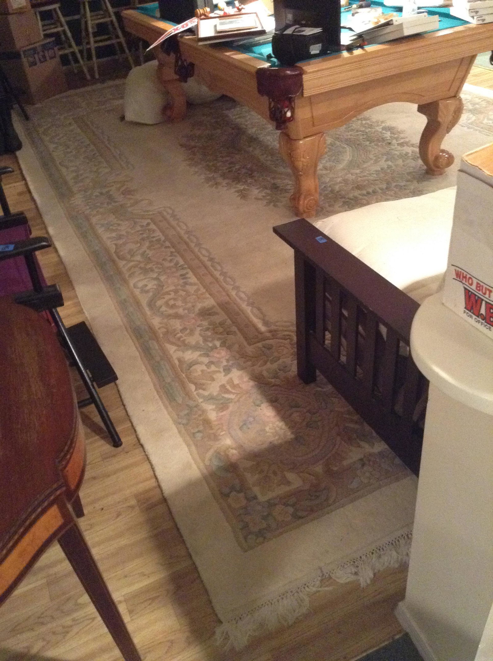 18ft long x 11ft wool area rug: 18ft long x 11ft wool area rug