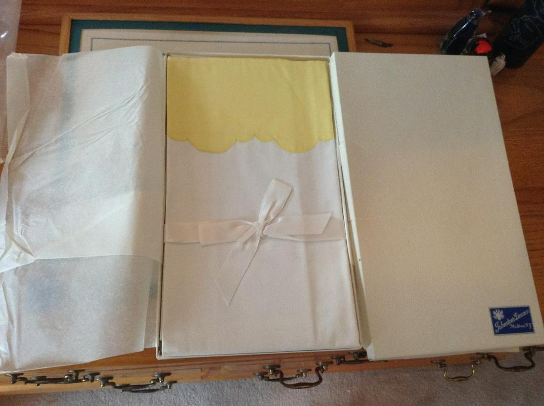 Johnson Linens in Box: Johnson Linens in Box