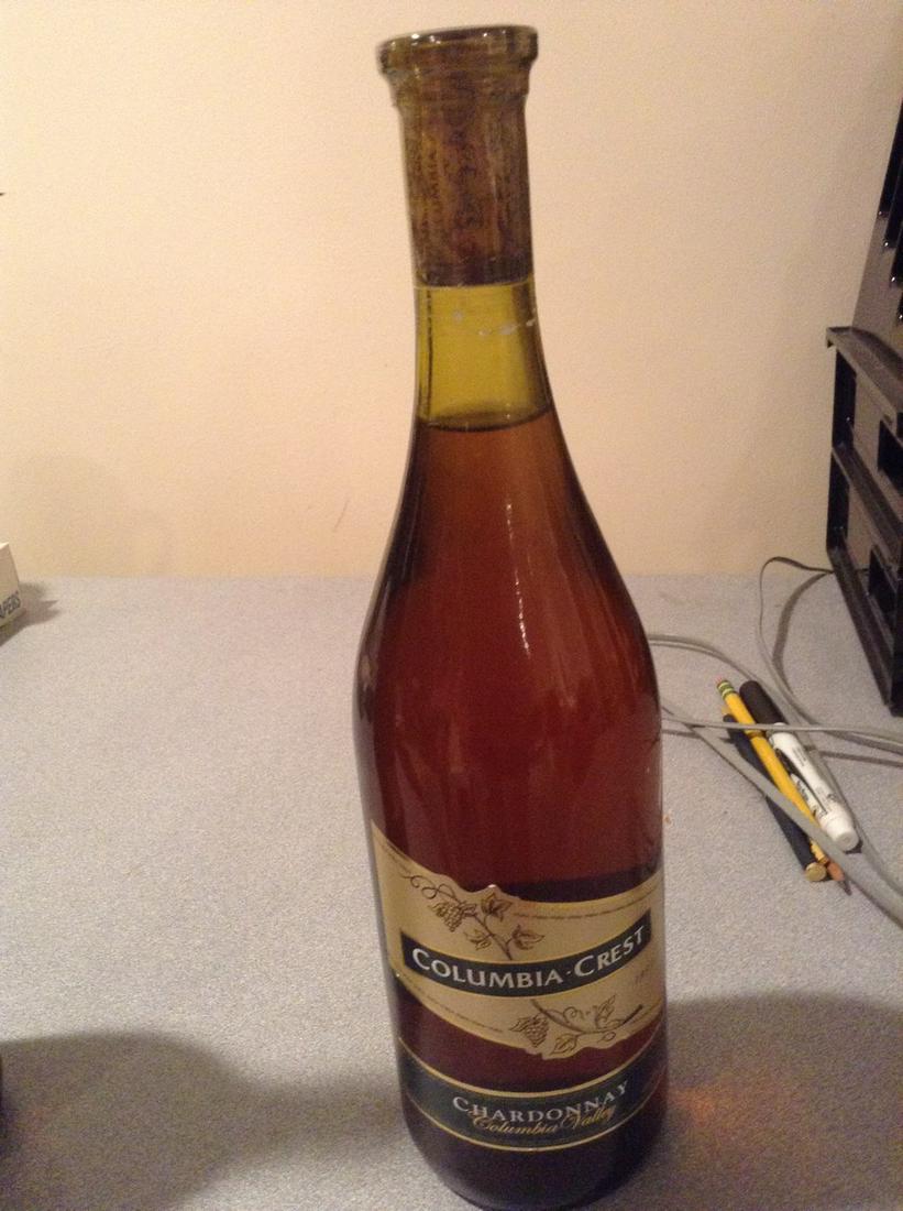 Columbia Crest Chardonnay Columbia Valley 1995: 750ml Any contents in bottle is Free; You are bidding on the bottle & unbroken tax stamp
