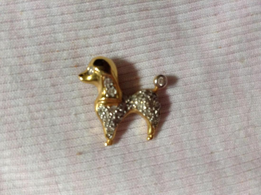 14kt gold charm: 14kt gold charm