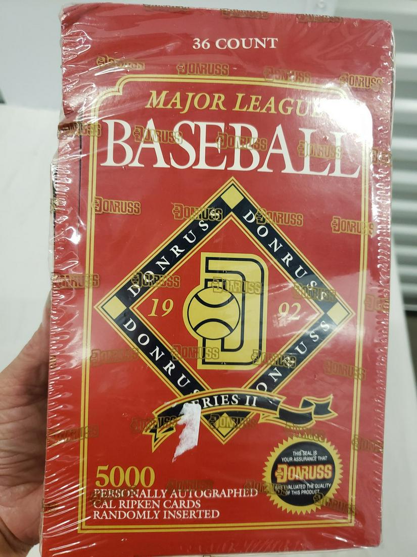 1992 Donruss MLB sealed card box - has 36 packs (1 of 1)