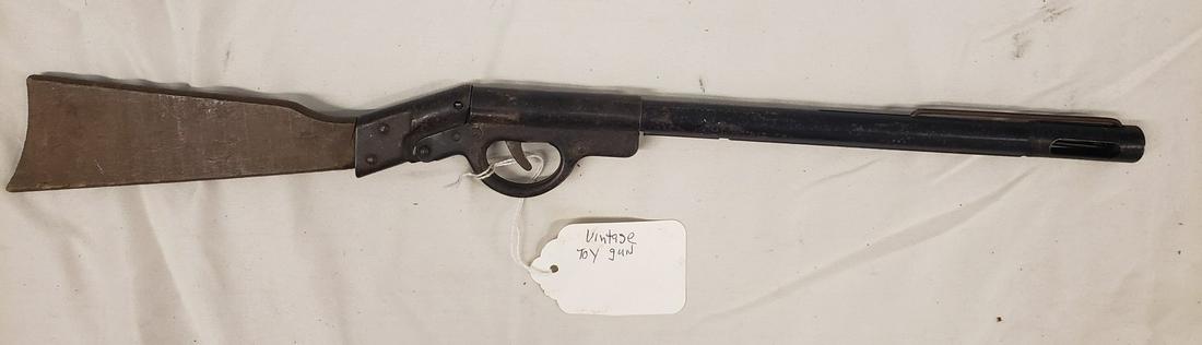 Early vintage toy gun: Early vintage toy gun