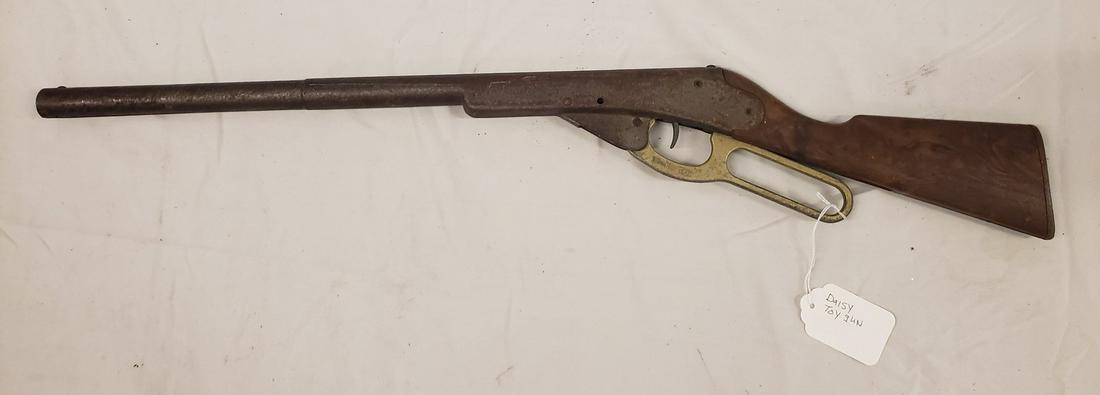 Vintage Daisy Toy gun: Vintage Daisy Toy gun