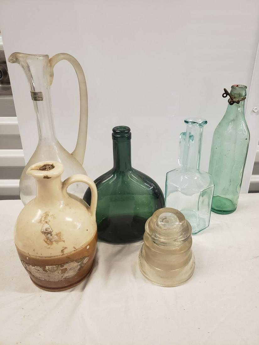 Lot of old vintage bottles: Lot of old vintage bottles