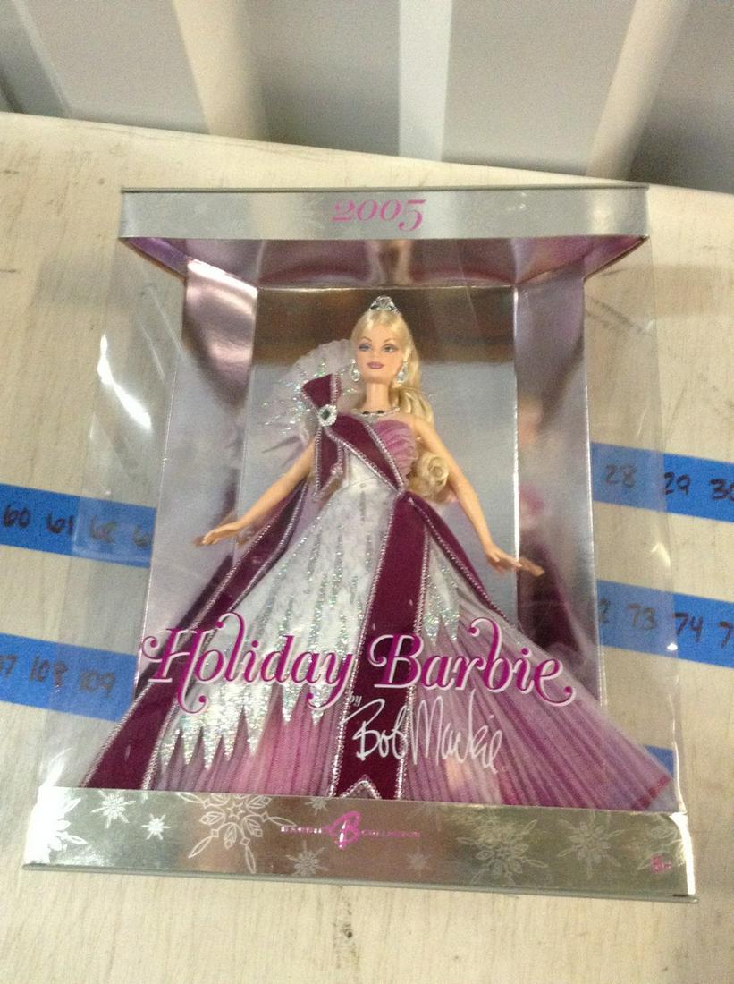 2005 holiday barbie in package (1 of 1)