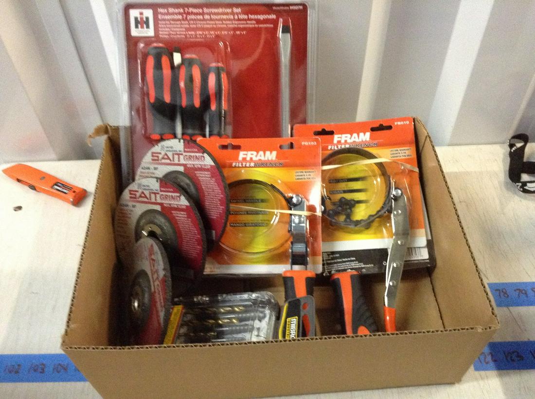 lot of new tools in the package (1 of 1)