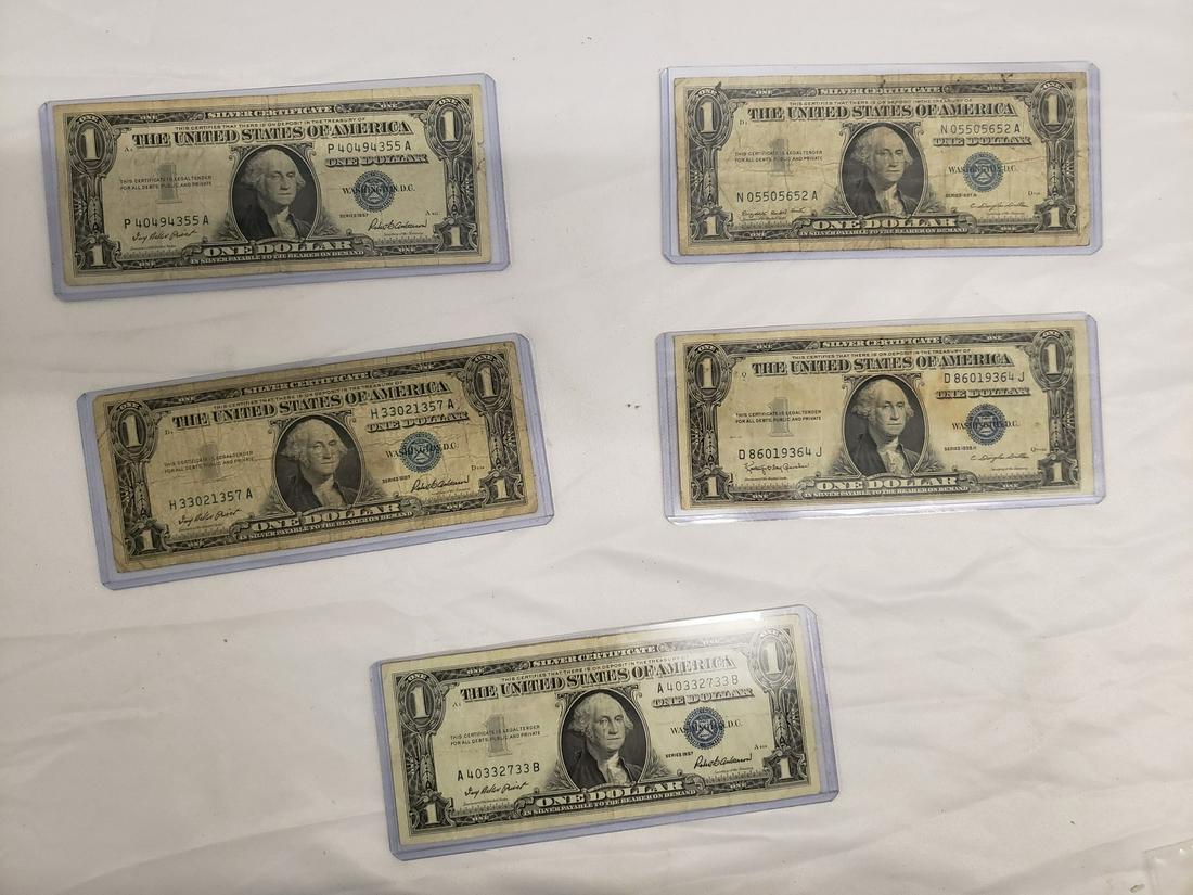 Lot of one dollar silver certificate blue federal: Lot of one dollar silver certificate blue federal reserve notes