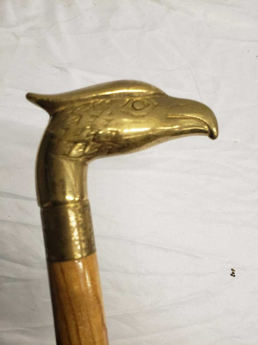 Vintage brass duck handle with flask inside walking: Vintage brass duck handle with flask inside walking cane