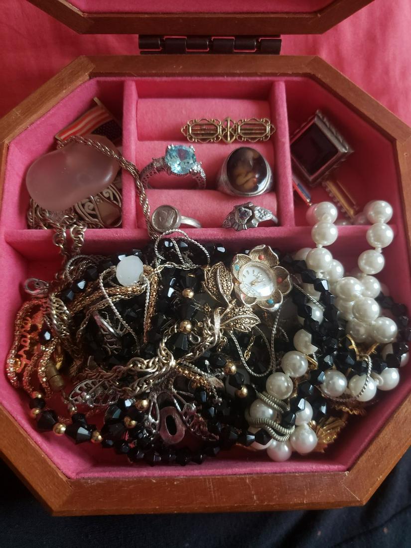Jewelry box full of vintage/costume jewelry: Jewelry box full of vintage/costume jewelry