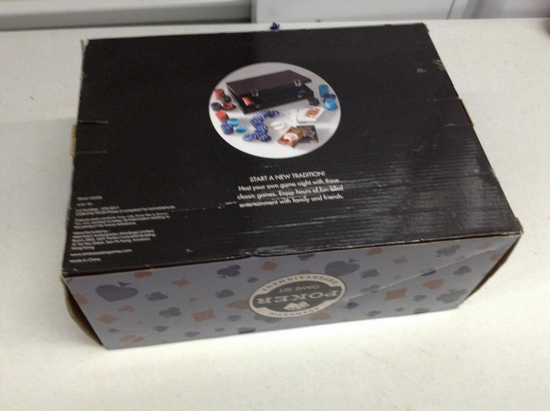 Poker game set in box (1 of 1)