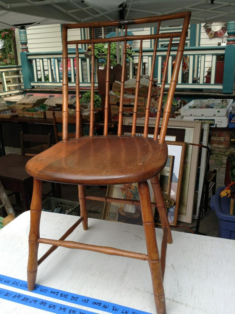 Vintage Windsor Chair Moon 1800's Chair: Vintage Windsor Chair Moon 1800's Chair