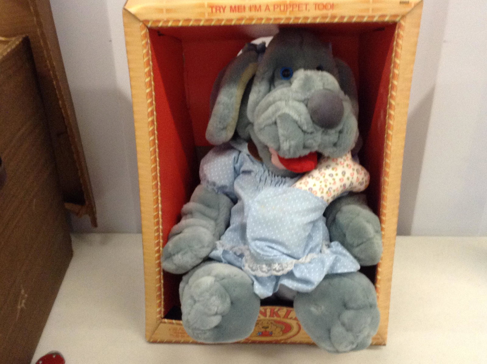 Wrinkles puppet in package: Wrinkles puppet in package