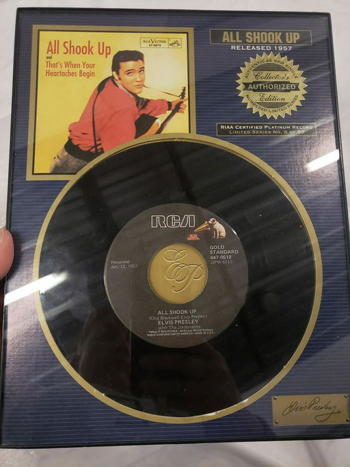 Elvis Presley All Shook Up Record Collector S Oct 06 Emanon Auctions And Estate Sales In Nj Elvis Presley All Shook Up Record Collector S Oct 06 Emanon Auctions And Estate Sales In Nj