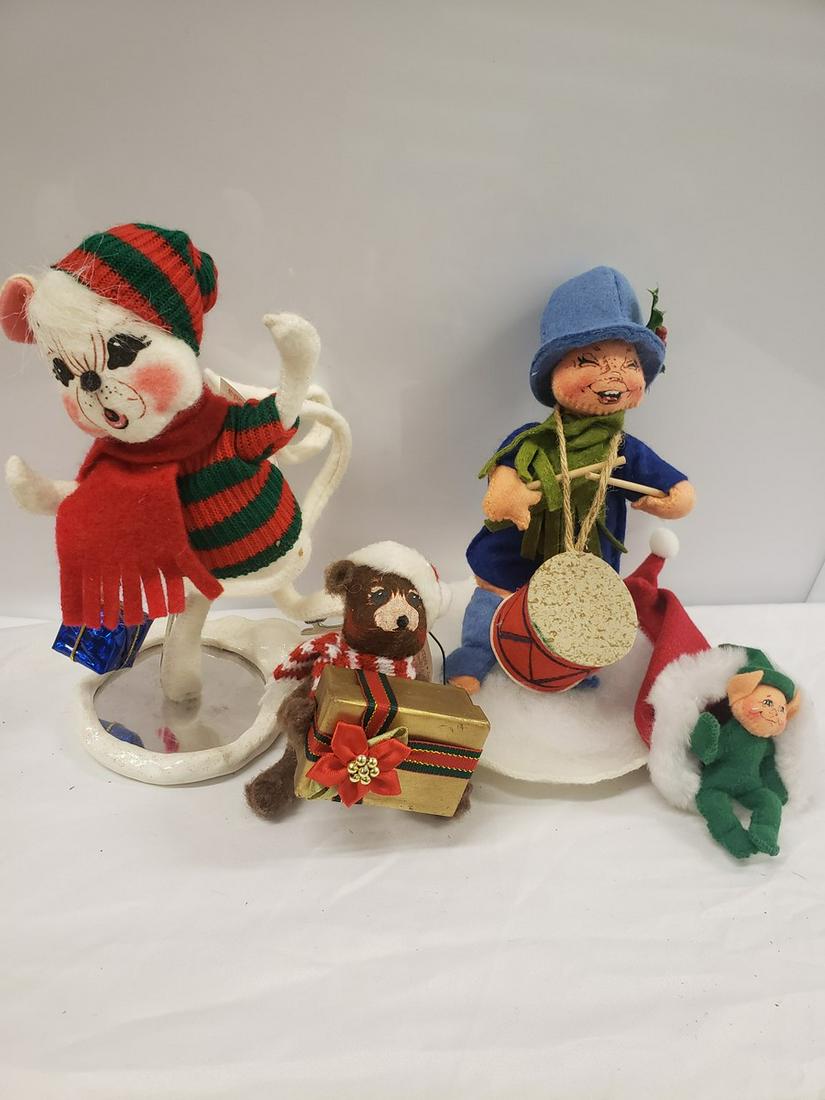 Lot of Annalee dolls (1 of 1)