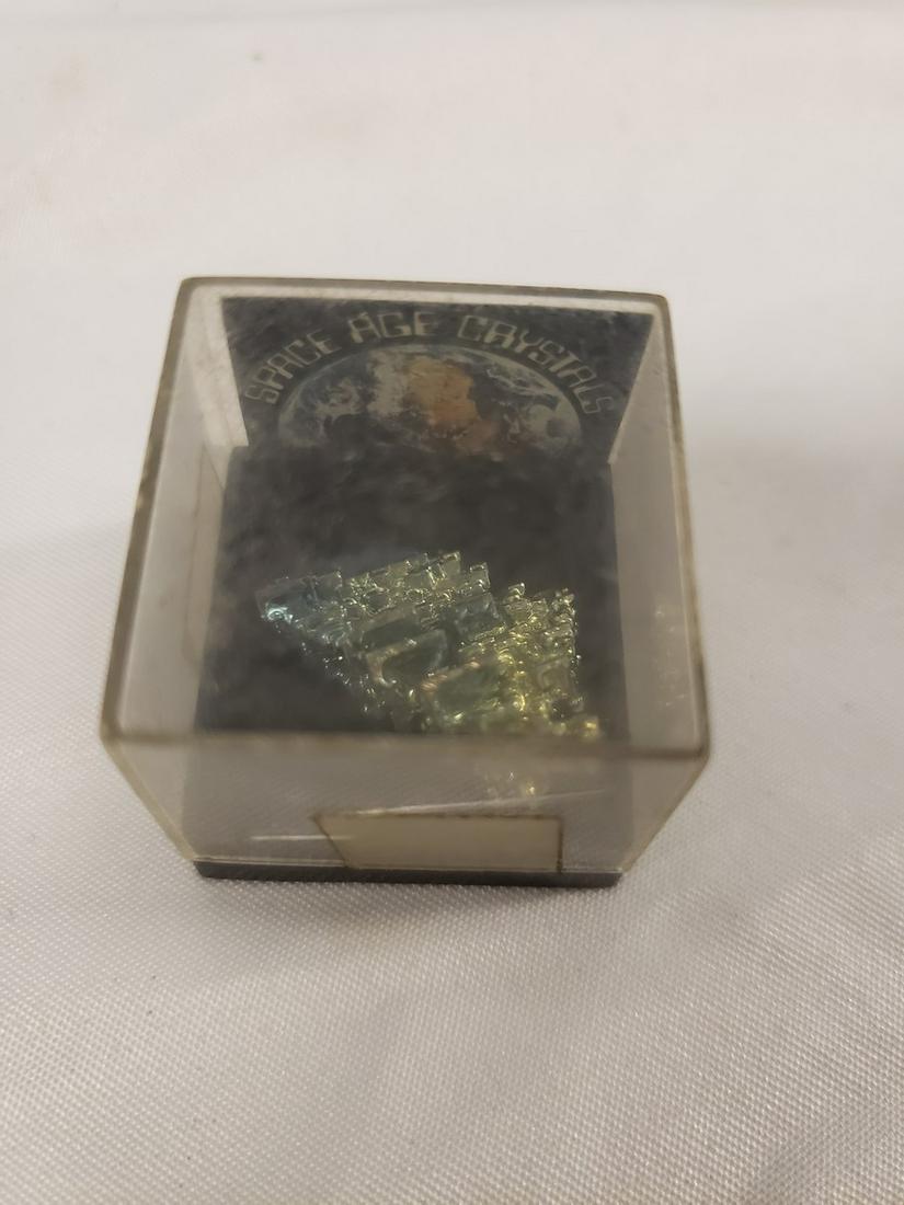 Space age Crystal - grown in West-Germany by Kristall: Space age Crystal - grown in West-Germany by Kristall Growing