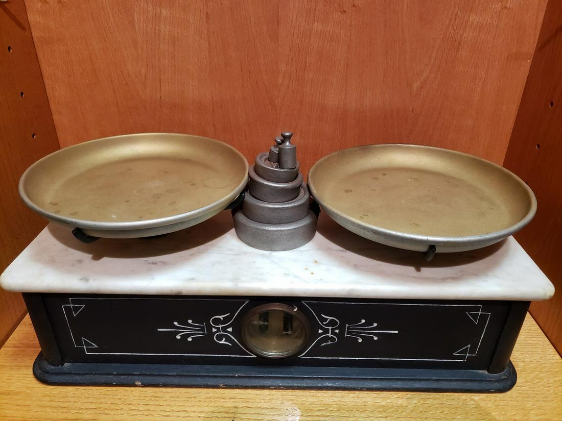 Vintage Marble and brass scale (1 of 1)