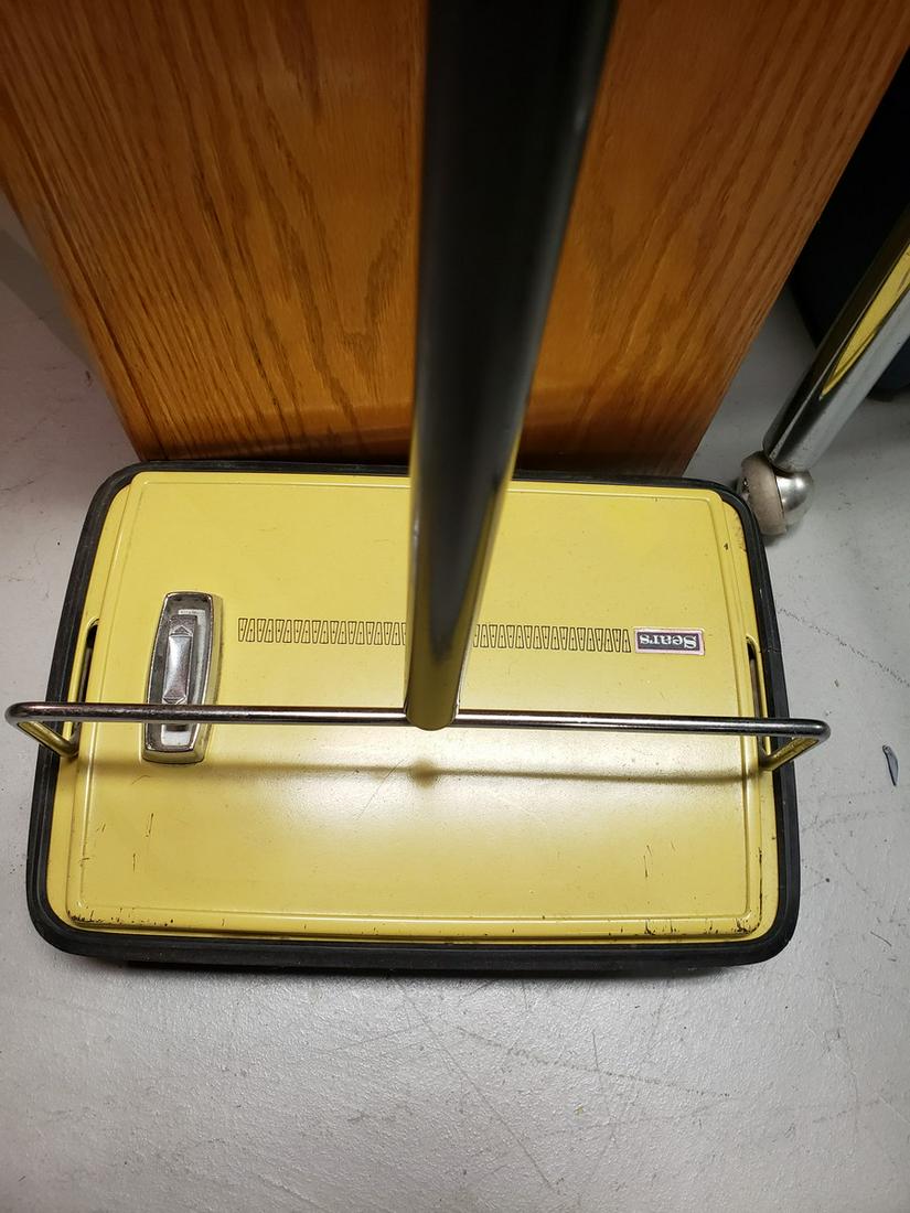 Vintage Sears sweeper: Vintage Sears sweeper