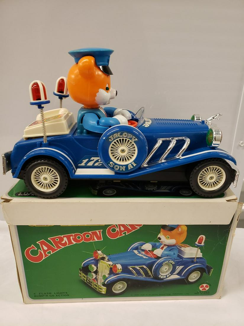 Jalopy vintage Cartoon car: Jalopy vintage Cartoon car