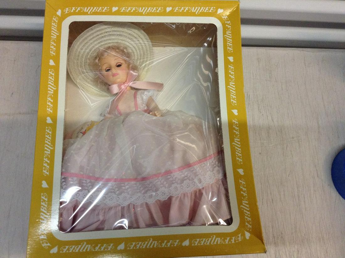 Effanbee doll in box (1 of 1)