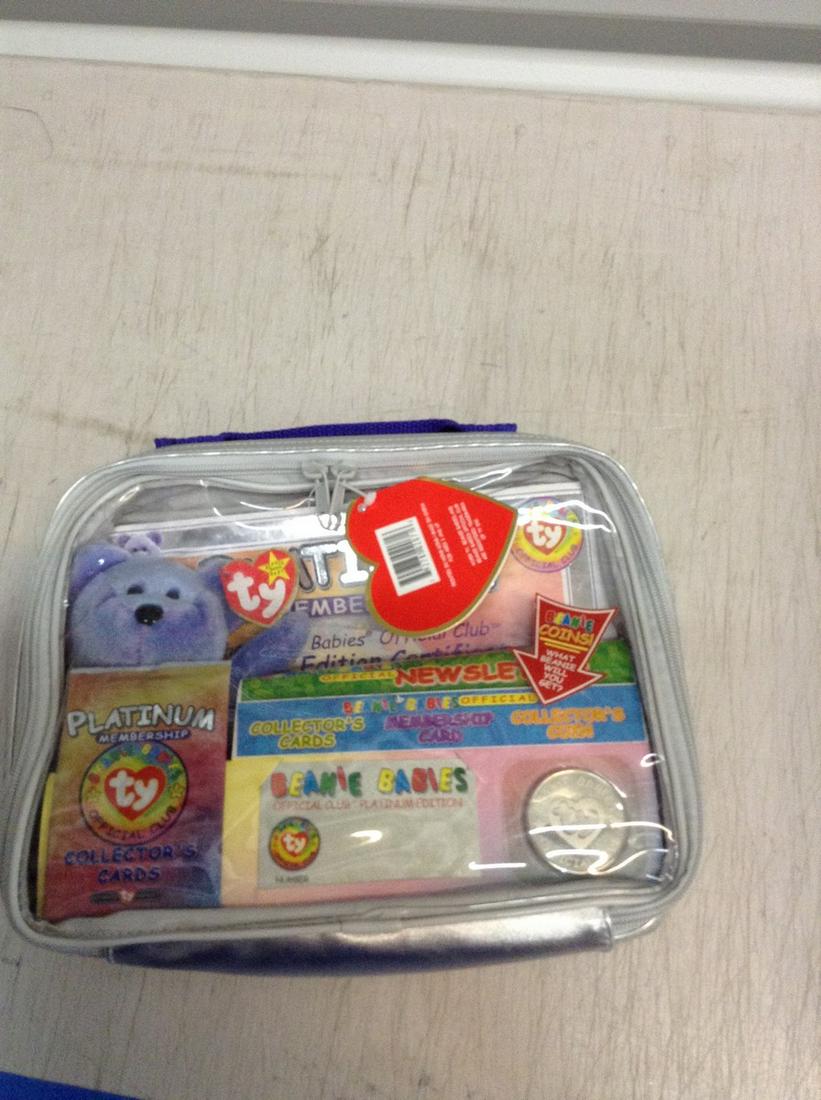 Beanie Babies in package: Beanie Babies in package