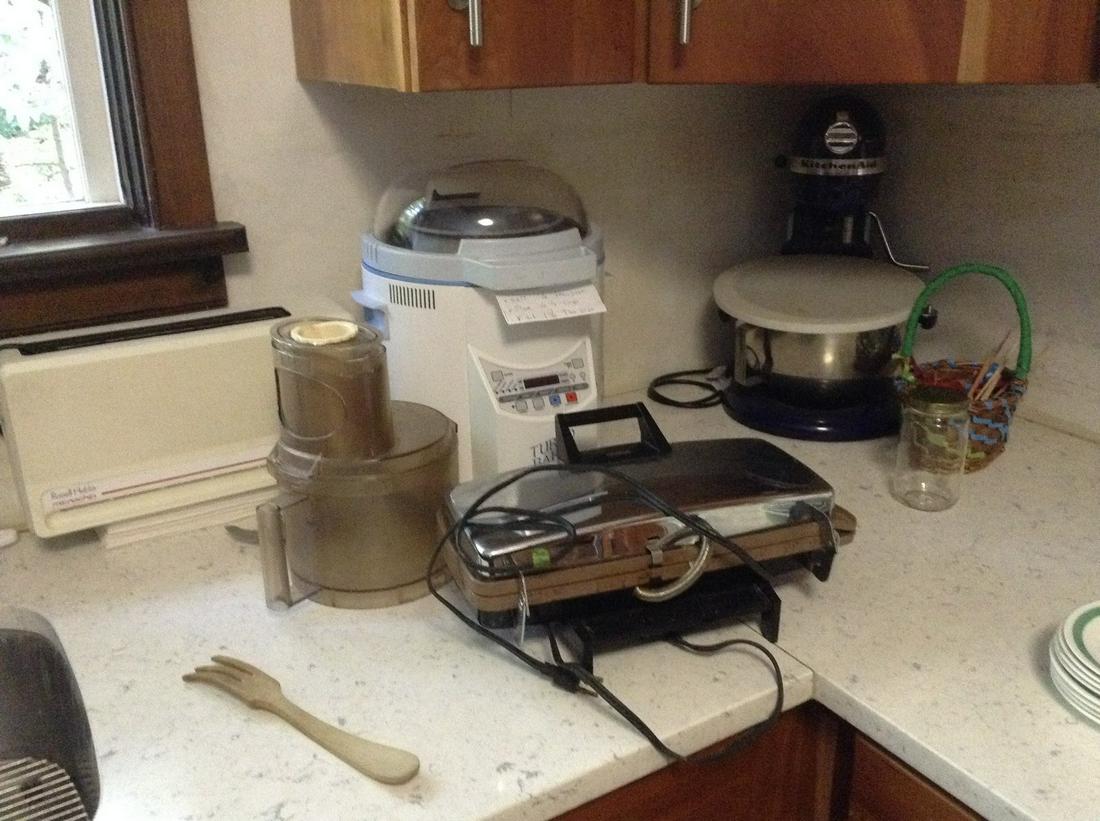 Lot of Kitchen Appliances KitchenAid and more (1 of 1)