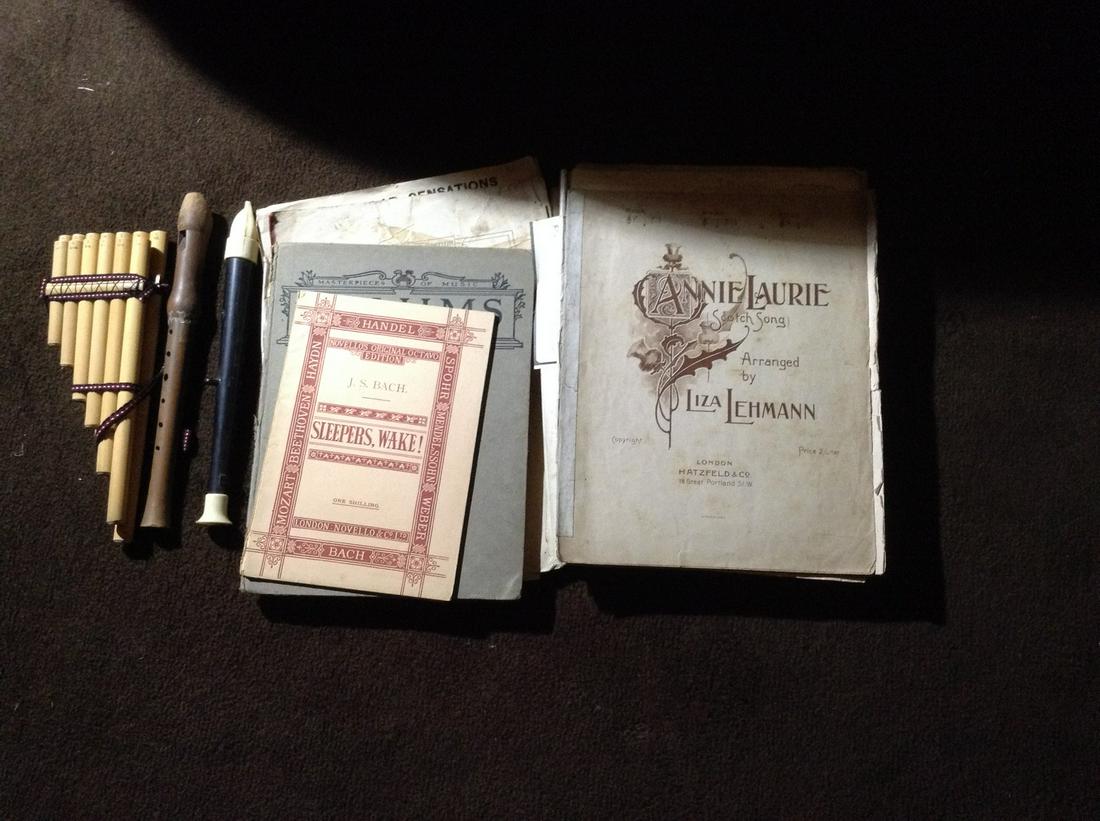 Musical Instruments and Vintage Sheet Music: Musical Instruments and Vintage Sheet Music